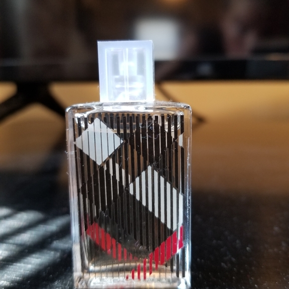 Burberry Perfumes 5 for 20 - Picture 7 of 13